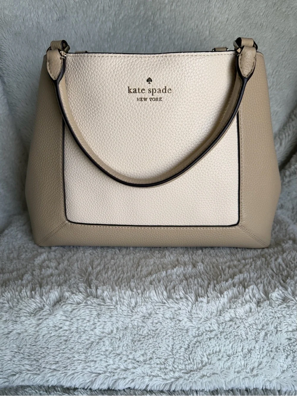 Kate Spade Two-Tone Beige & Cream Leather Shoulder Bag